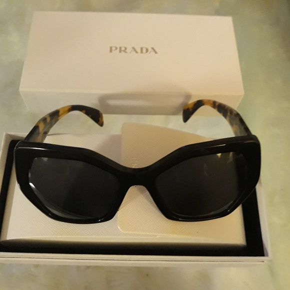 PRADA 8PR 16R main image 4